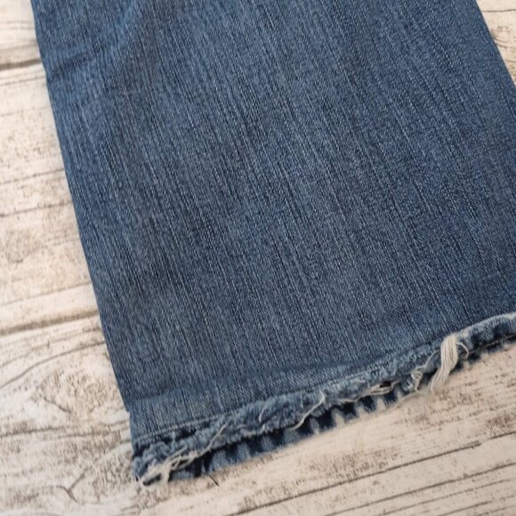 True Religion Distressed Flare Jeans Blue Denim Raw Hem – Women’s 32 - Picture 12 of 15